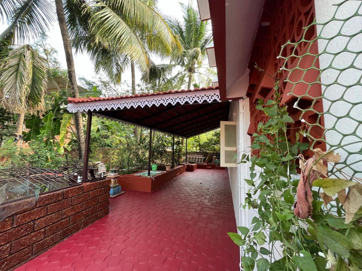 Gayatri Homestay รัตนากีรี ภายนอก รูปภาพ